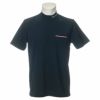 トミー ヒルフィガー ゴルフ　メンズ バックプリント メッシュフラッグ柄 半袖 胸ポケット付き モックネックシャツ THMA238　2022年モデル ネイビー（30）