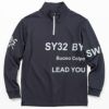 SY32 by SWEET YEARS　メンズ ロゴデザイン ストレッチ 長袖 ハーフジップ プルオーバー SYG-22A03　2022年モデル ネイビー（004）