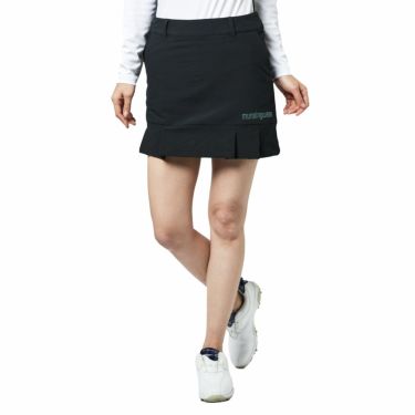 マンシングウェア Munsingwear　レディース 防風 ストレッチ 撥水 裏フリース 裾プリーツ スカート MEWUJE04　2022年モデル ブラック（BK00）