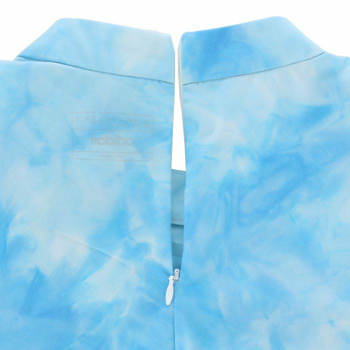 アディダス adidas　レディース ダイタイプリント ゴルフモチーフ刺繍 半袖 背面ファスナー モックネックシャツ IKK57　2024年モデル 詳細4