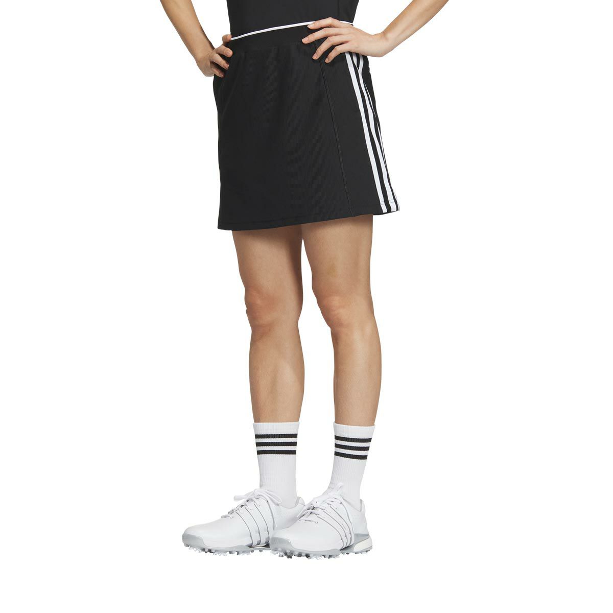 アディダス adidas　レディース スリーストライプス メッシュ切替 ストレッチ インナーパンツ一体型 スカート IKK46　2024年モデル ブラック（IK9777）