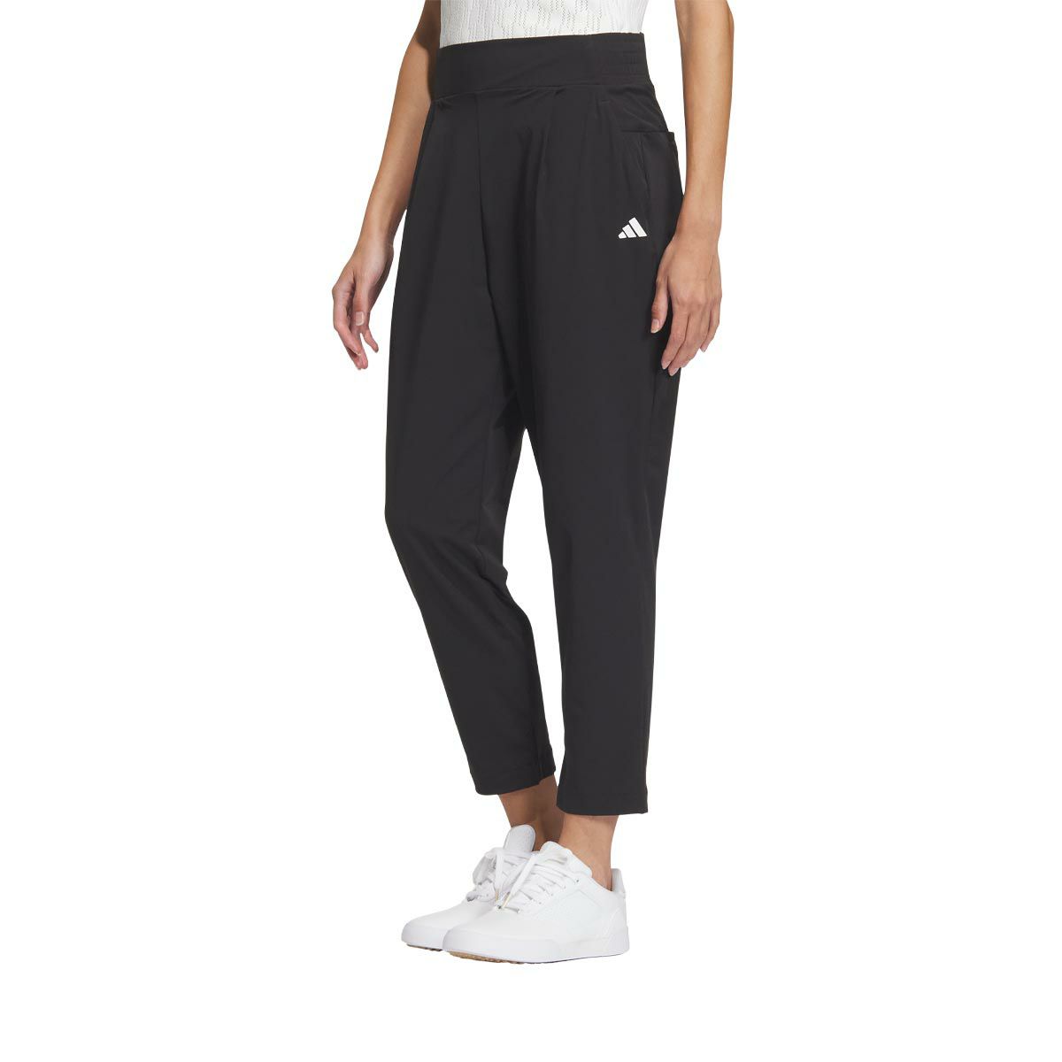 アディダス adidas　レディース 4WAYストレッチ テーパード アンクルパンツ IKJ68　2024年モデル ブラック（IN2785）