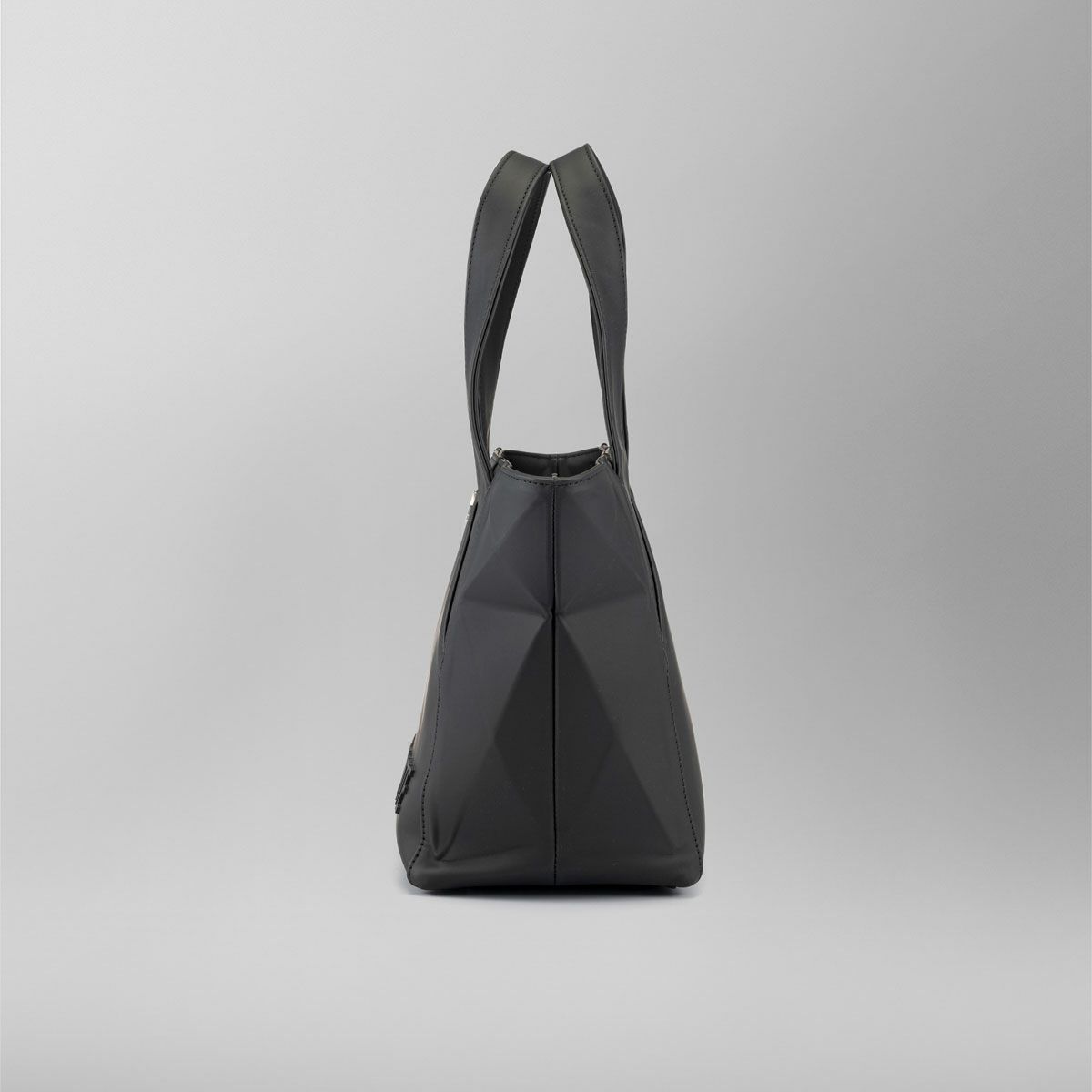 デサントゴルフ DESCENTE GOLF　WIMPLEデザイン カートバッグ DQBXJA41 BK00 ブラック　2024年モデル 詳細2