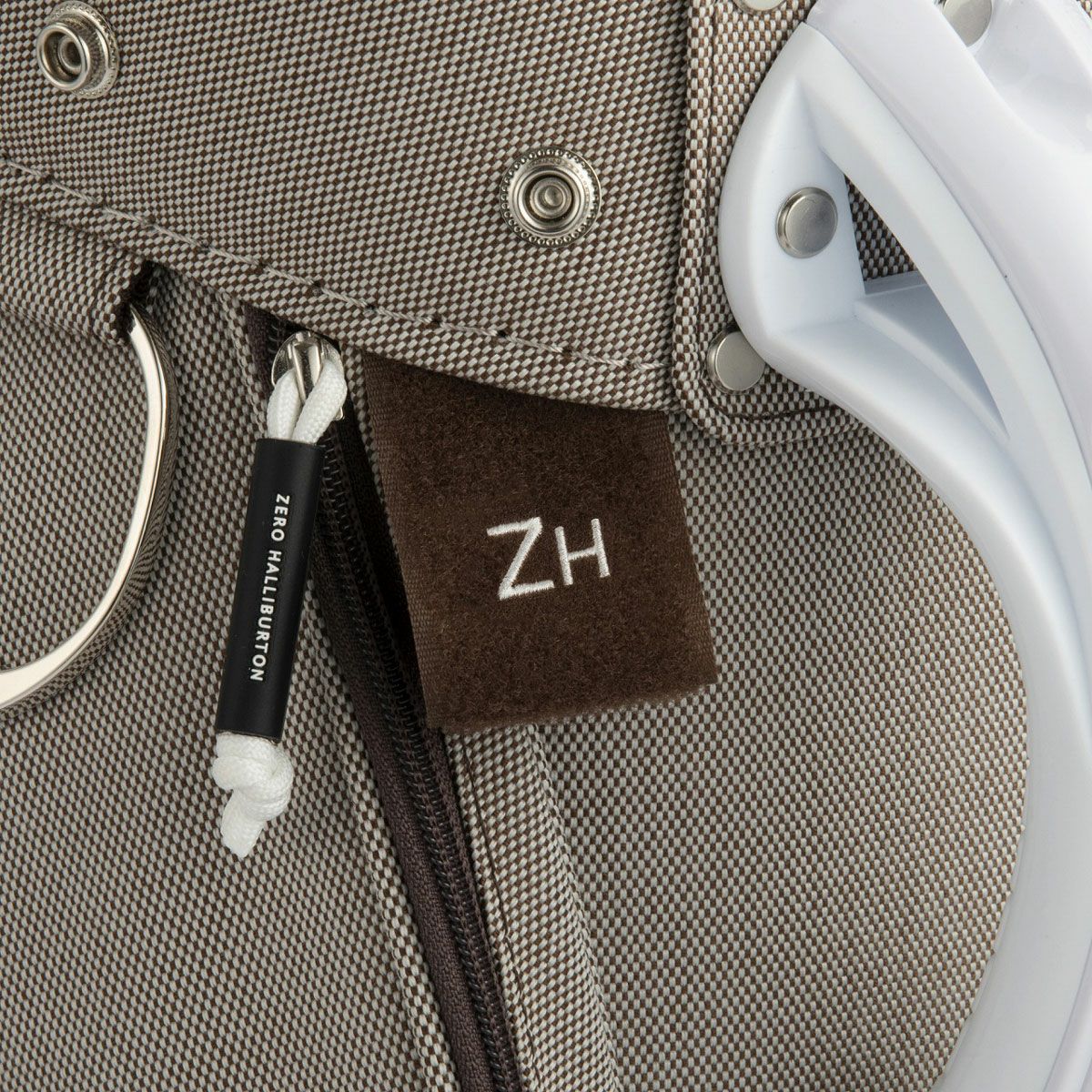 ゼロハリバートン　ZHG-CB1 シャンブレーコーデュラシリーズ キャディバッグ 82931 08 ブラウン　2024年モデル ブラウン（08）