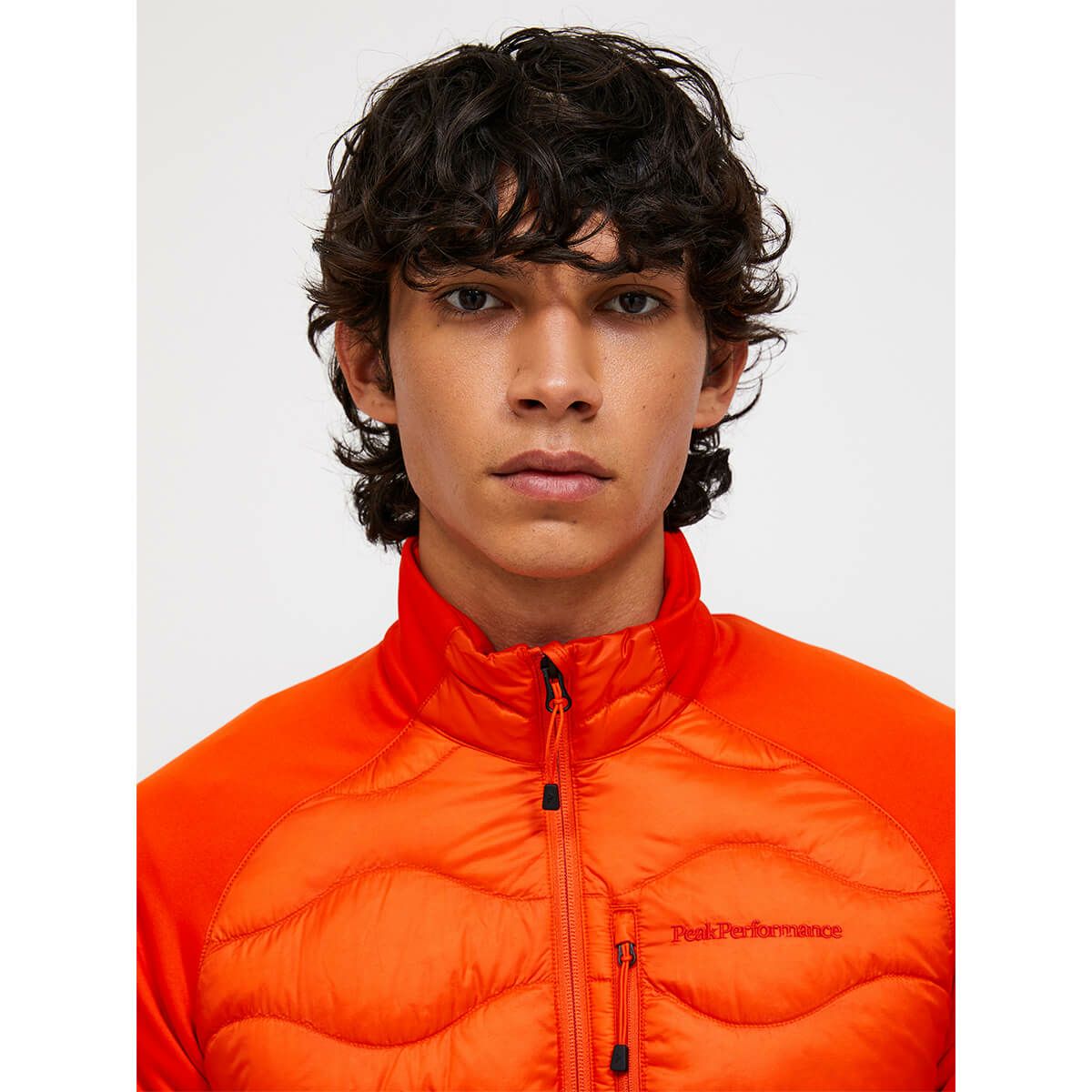 ピークパフォーマンス PEAK PERFORMANCE　スキーウェア インナーダウン メンズ ヘリウムダウンハイブリットジャケット M Helium Down Hybrid Jacket G79843 2024-2025 詳細5