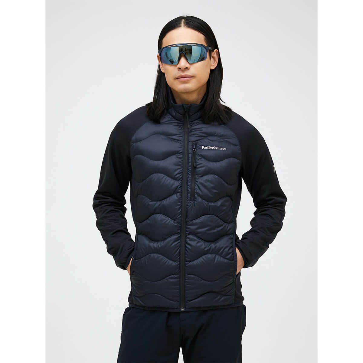 ピークパフォーマンス PEAK PERFORMANCE　スキーウェア インナーダウン メンズ ヘリウムダウンハイブリットジャケット M Helium Down Hybrid Jacket G79843 2024-2025 SAND FOG