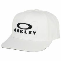 オークリー OAKLEY　メンズ FLAG CAP FA 24.0 星条旗モチーフ刺繍 キャップ FOS901891 100 ホワイト　2024年モデル