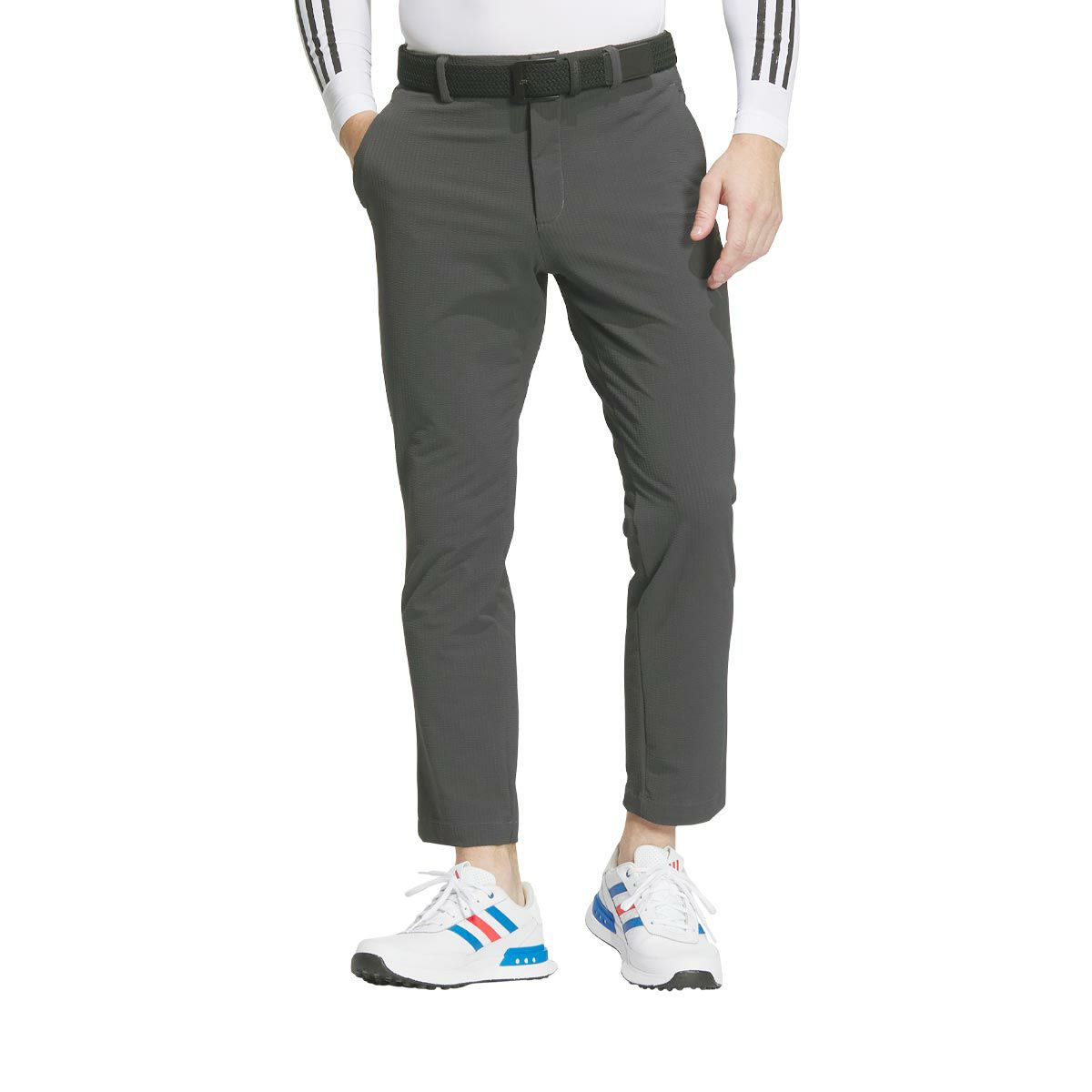 アディダス adidas　メンズ シアサッカー ストレッチ ロゴプリント アンクルパンツ IKK86　2024年モデル グレーシックス（IN9020）