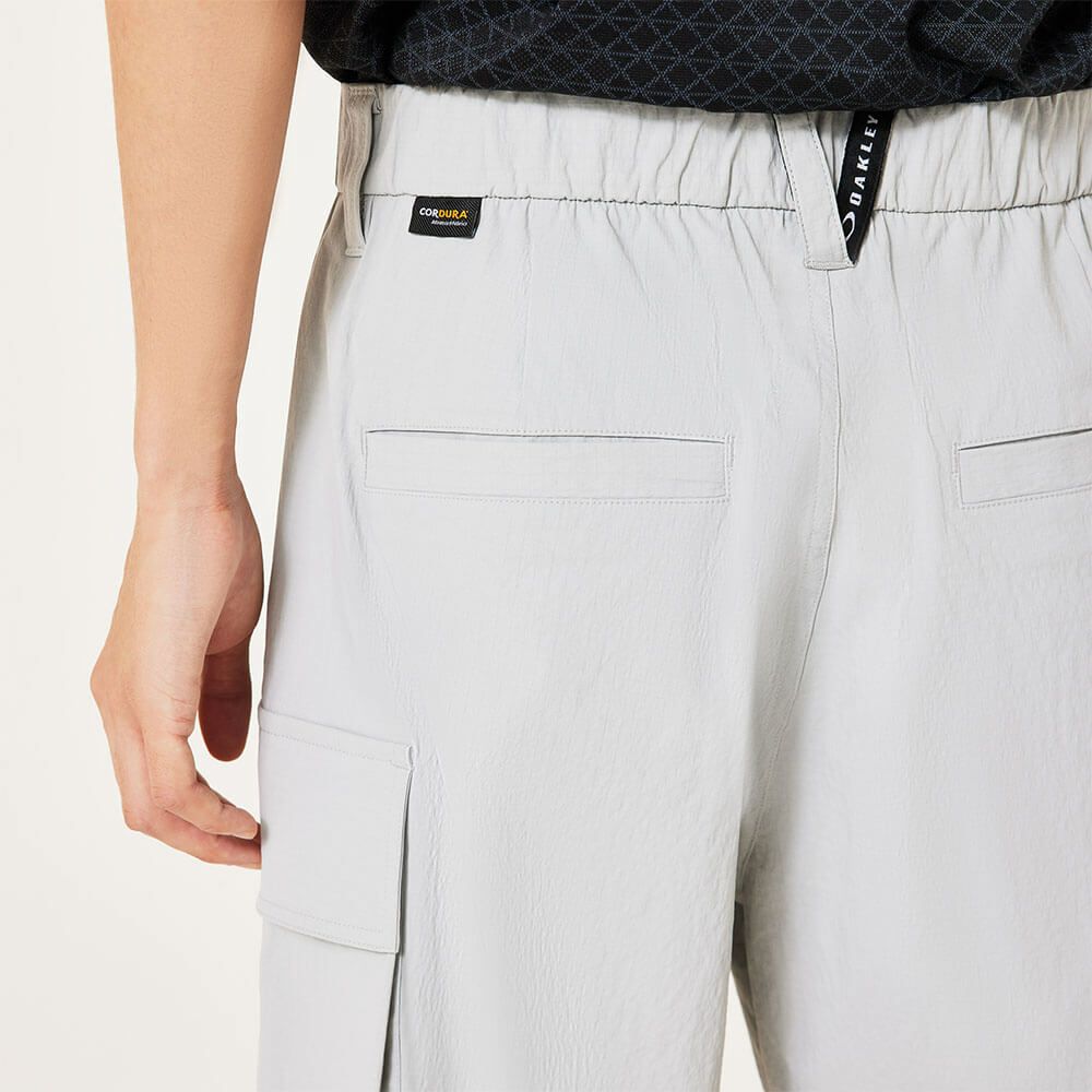 オークリー OAKLEY　メンズ 撥水 ワイド ショートパンツ FOA407611　2025年モデル 詳細6