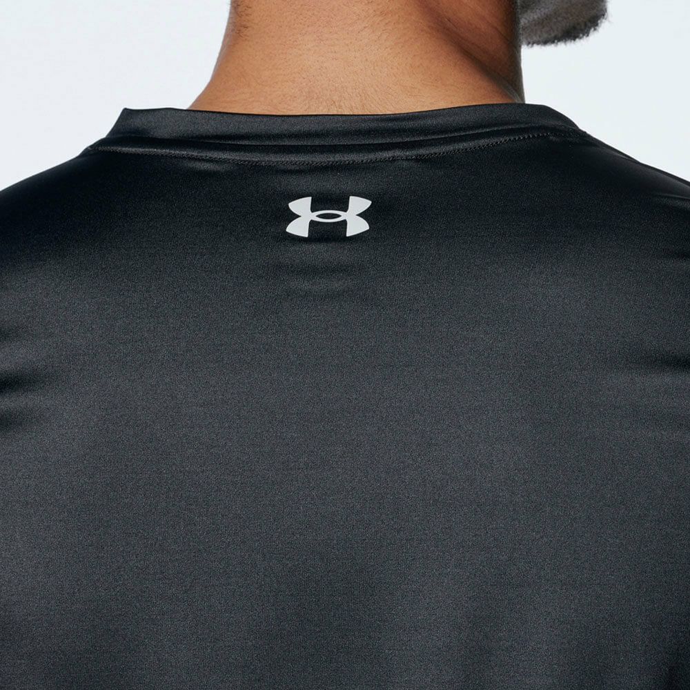 アンダーアーマー UNDER ARMOUR　メンズ UAアイソチル フィッティド 長袖 Vネック インナーシャツ 1384824 001 ブラック　2025年モデル 詳細6