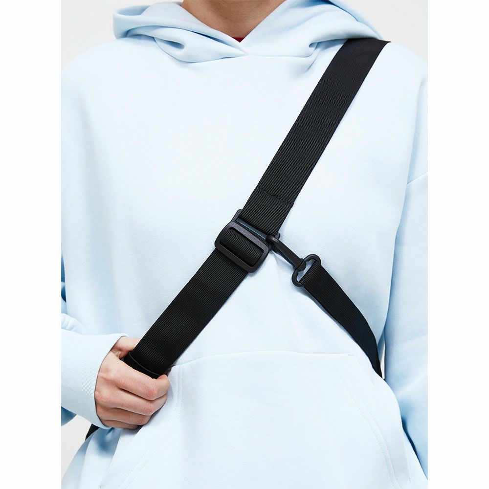 ピークパフォーマンス PEAK PERFORMANCE　Street Shopper ストリートショッパー BLACK　バッグ 2025 詳細7