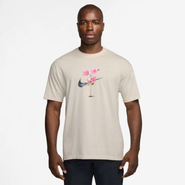 ナイキ NIKE　メンズ バックプリント ドロップショルダー 半袖 Tシャツ HJ3477 104 ライトオールウッドブラウン　2025年モデル 詳細1