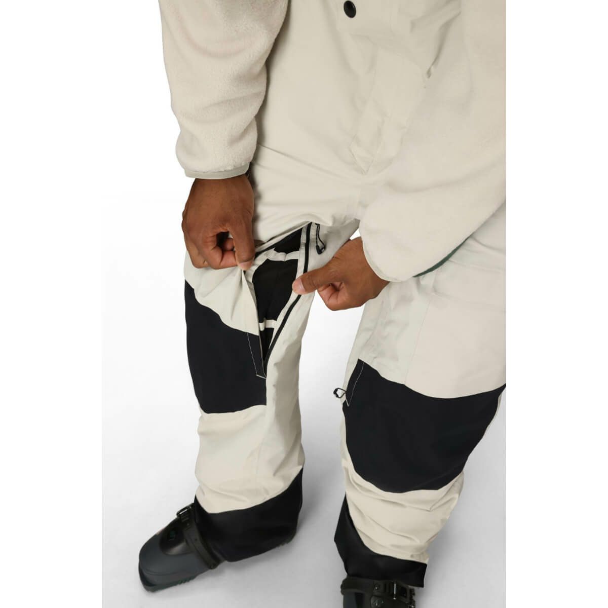 シックスエイトシックス 686　スキー スノーボードウェア ゴアテックスディスパッチシェルビブパンツ MENS GORE-TEX DISPATCH SHELL BIB M5WN245 2025-2026 詳細4