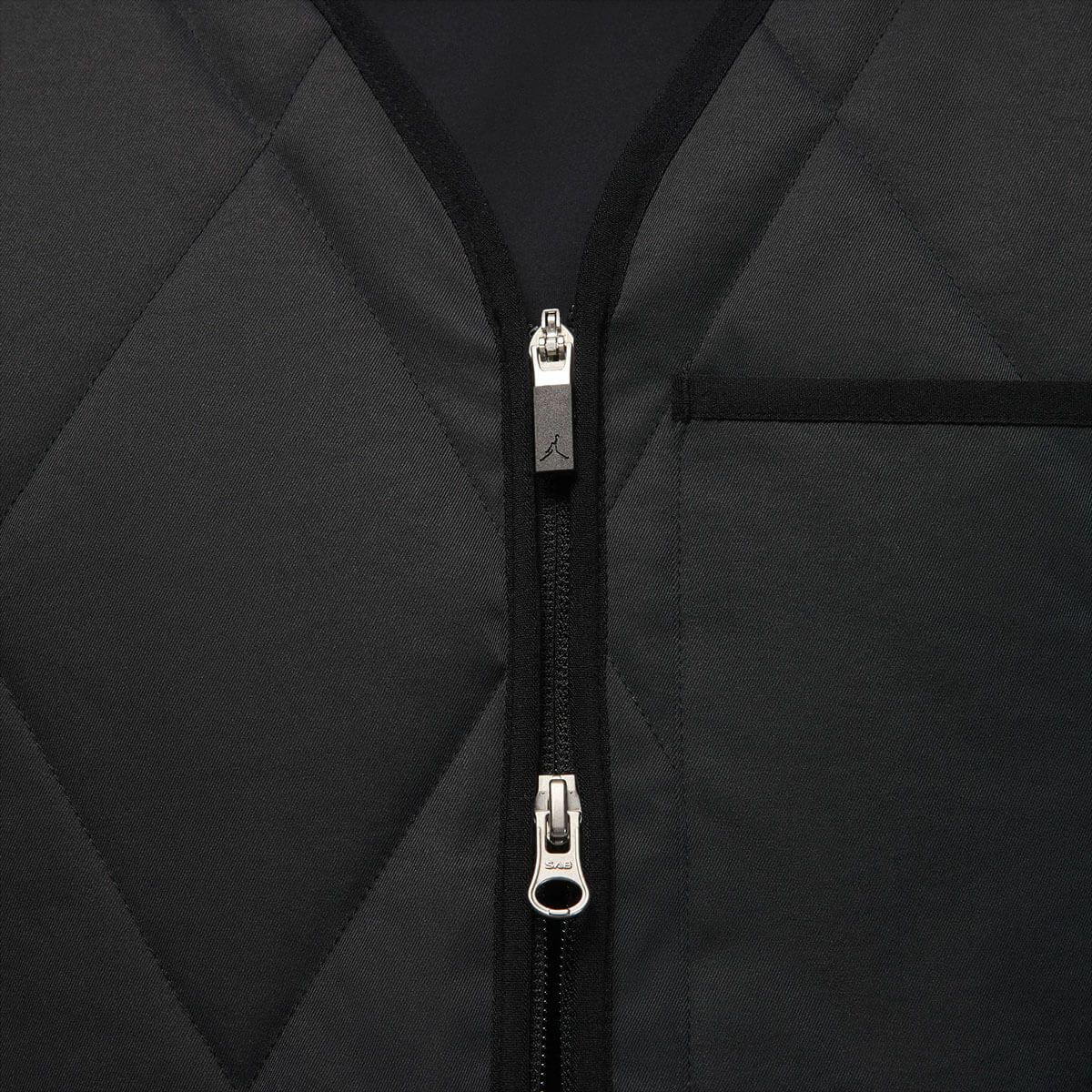 JORDAN ジョーダン　メンズ Therma-FIT ゴルフ ベスト HQ8679 010 ブラック/ダークシャドウ　2025年モデル 詳細4