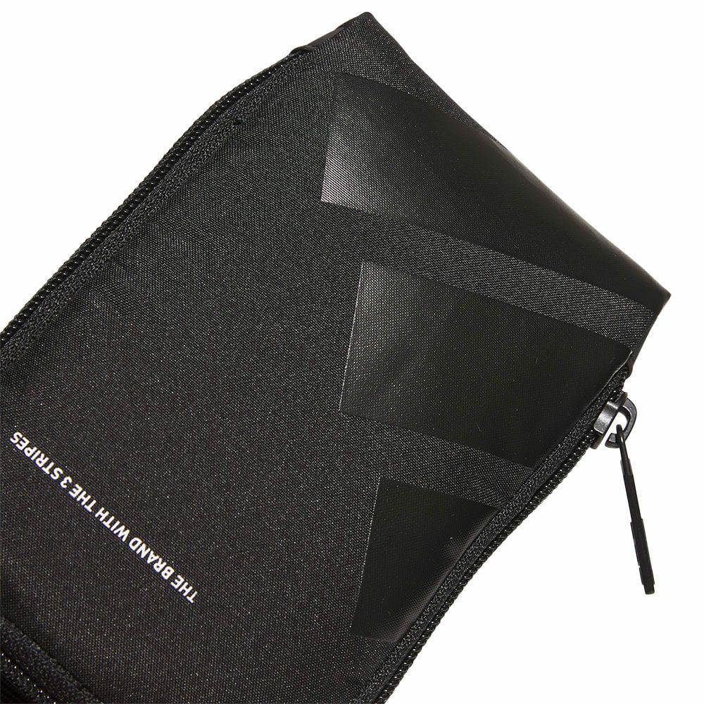 アディダス adidas　メンズ ボールドロゴ マルチポーチ IKC98 IN2760 ブラック　2025年モデル 詳細4