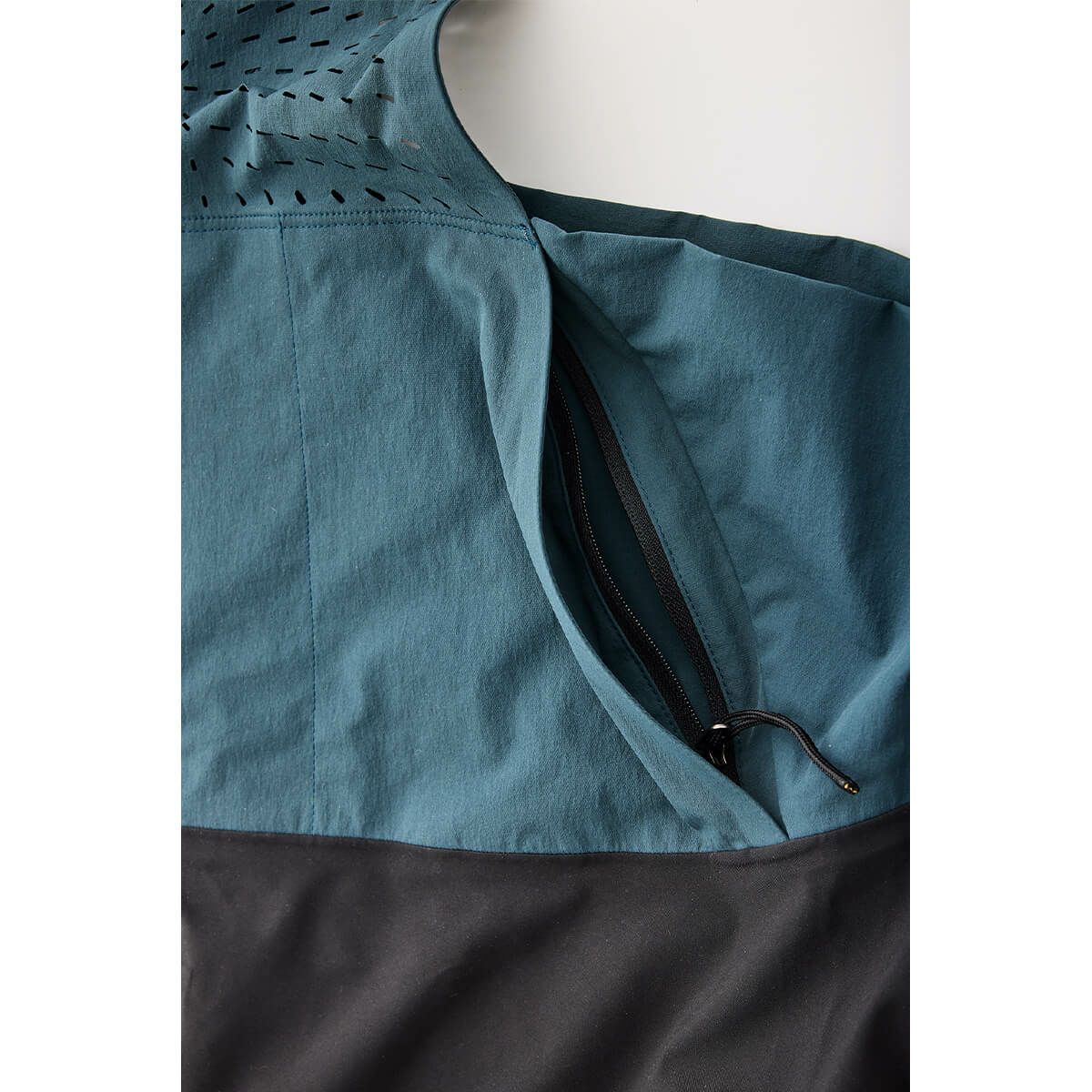 ティートンブロス TETON BROS　スキー スノーボードウェア グローバルビブパンツ Global Bib Pant GB253-02M 2025-2026 Black 詳細4