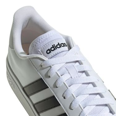 アディダス adidas　ジュニア カジュアル シューズＫＩＤＳ グランドコート ライフスタイル テニス レースアップ / GrandCourt Lifestyle Tennis Lace-Up フットウェアホワイト/マットシルバー/マットシルバー GW6506  詳細7