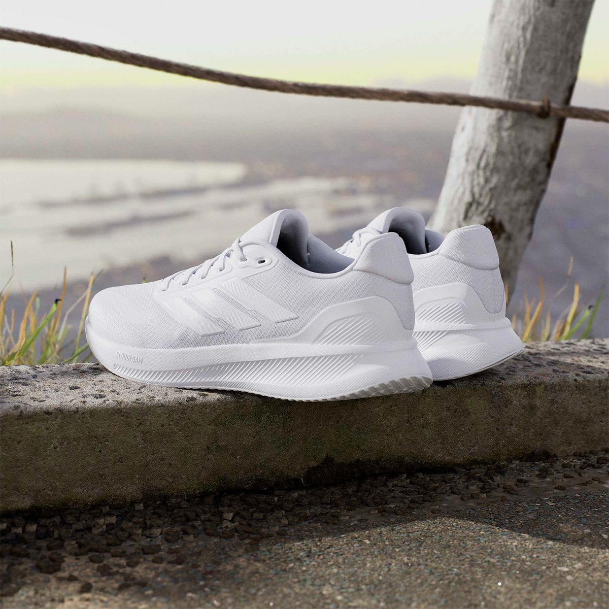 アディダス adidas　ユニセックス カジュアル ランニングシューズ レスポンス ランナー / Response Runner フットウェアホワイト/フットウェアホワイト/フットウェアホワイト IH6101  詳細11