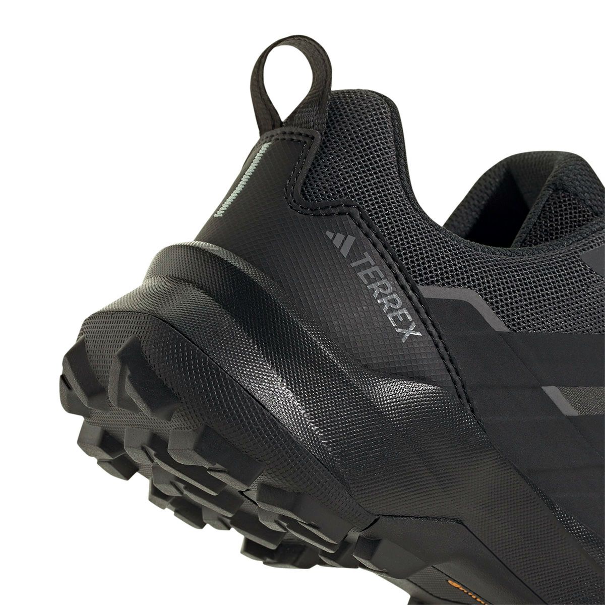 アディダス adidas　レディース アウトドア ランニングシューズウイメン・ Terrex スカイチェイサー AX5 GORE-TEX ハイキング / Terrex Skychaser AX5 GORE-TEX Hiking Shoes カーボン/コアブラック/セミフラッシュアクア JQ2222  詳細7