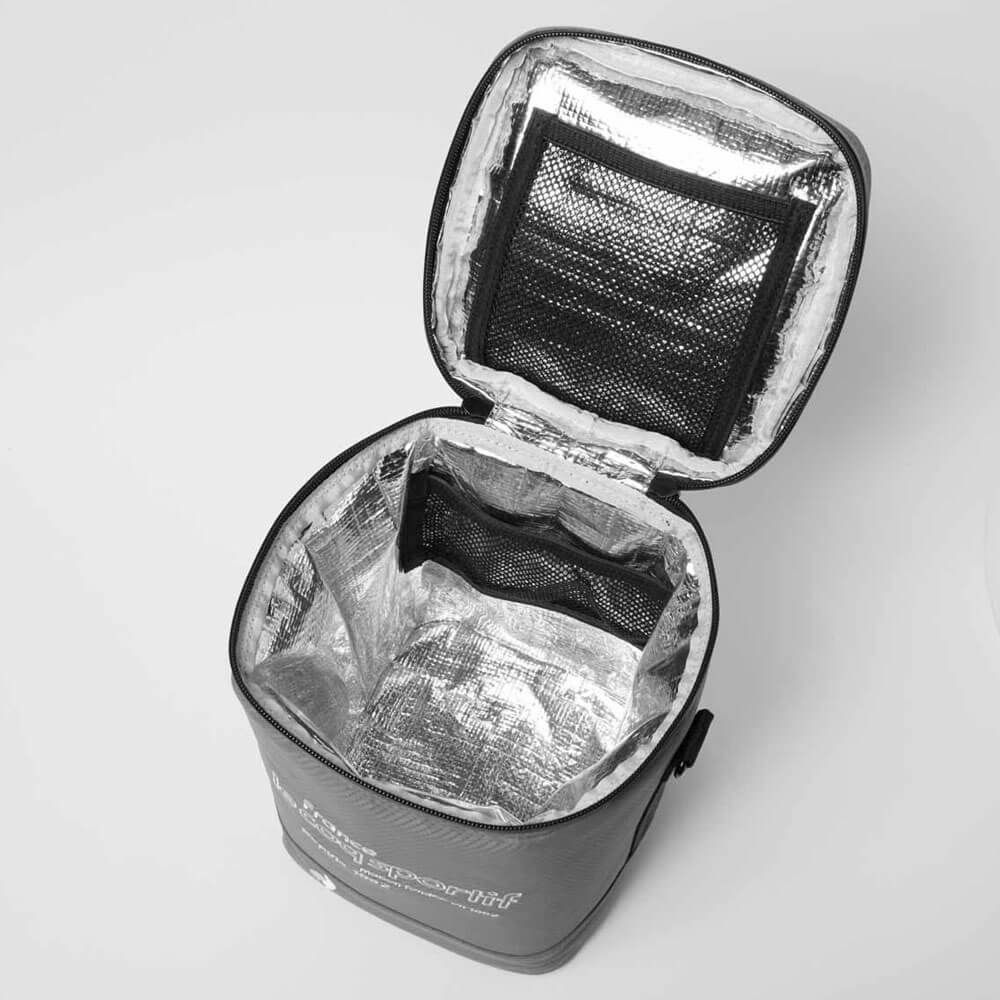 ルコック Le coq sportif　メンズ 保温保冷機能付き ショルダー付き 縦型ポーチ LG4FTT45M GY00 グレー　2025年モデル グレー 詳細5