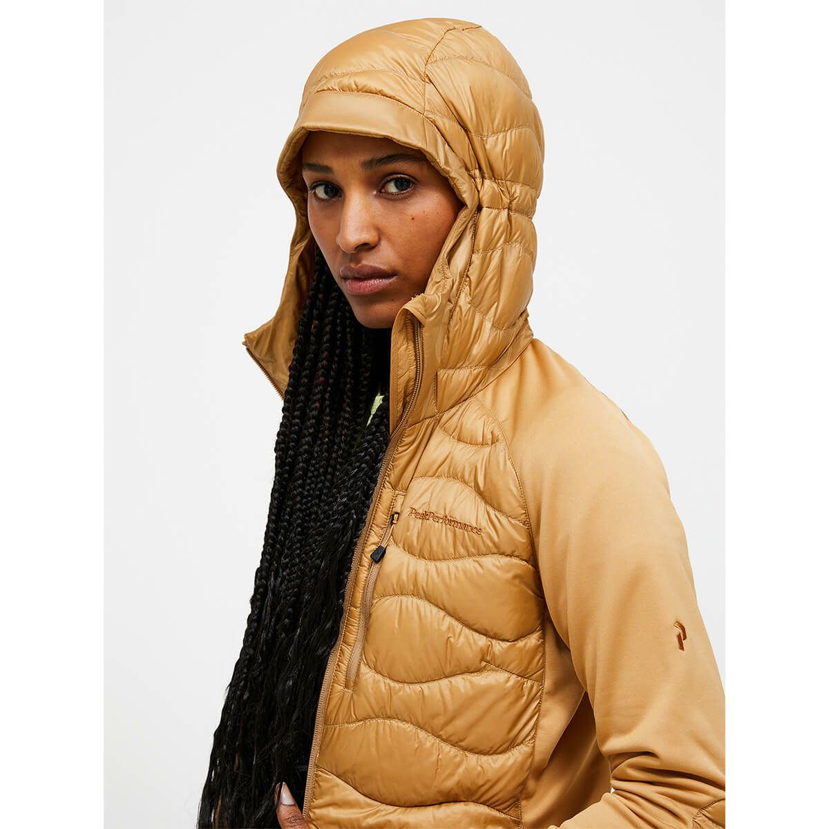 ピークパフォーマンス PEAK PERFORMANCE　スキーウェア インナー ウーマンズヘリウムダウンハイブリットフーディー W Helium Down Hybrid Hood G79840 2025-2026 詳細15