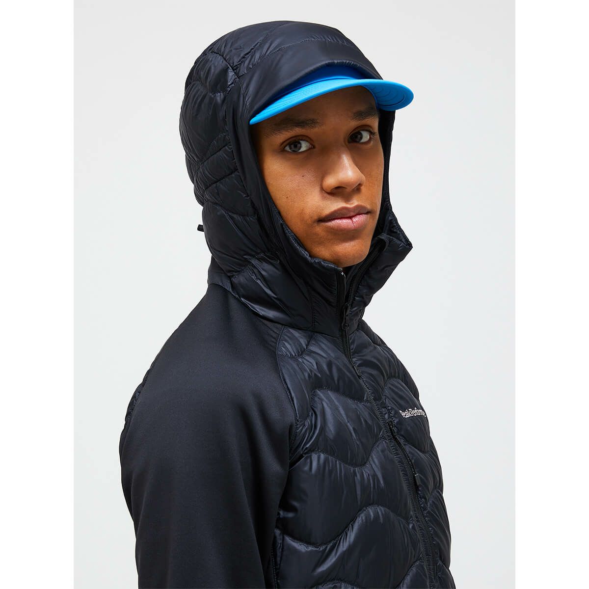 ピークパフォーマンス PEAK PERFORMANCE　スキーウェア インナー メンズヘリウムダウンハイブリットフーディー M Helium Down Hybrid Hood G79844 2025-2026 BLACK  詳細8