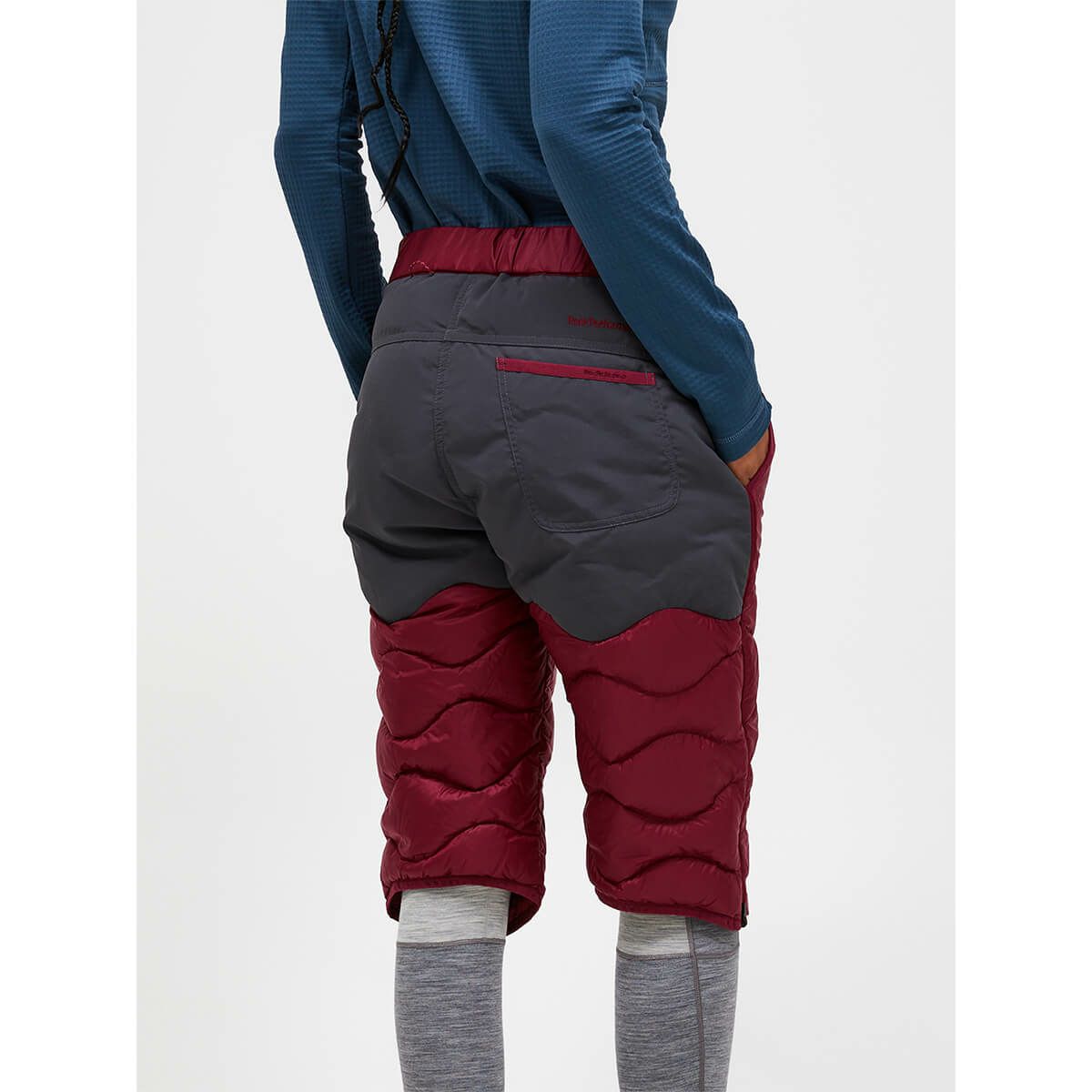 ピークパフォーマンス PEAK PERFORMANCE　スキーウェア インナー ウーマンズヘリウムダウンショーツ W Helium Down Shorts G80450 2025-2026 詳細15