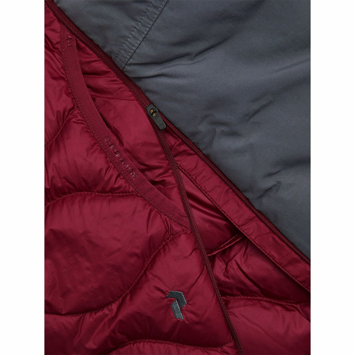 ピークパフォーマンス PEAK PERFORMANCE　スキーウェア インナー ウーマンズヘリウムダウンショーツ W Helium Down Shorts G80450 2025-2026 詳細16