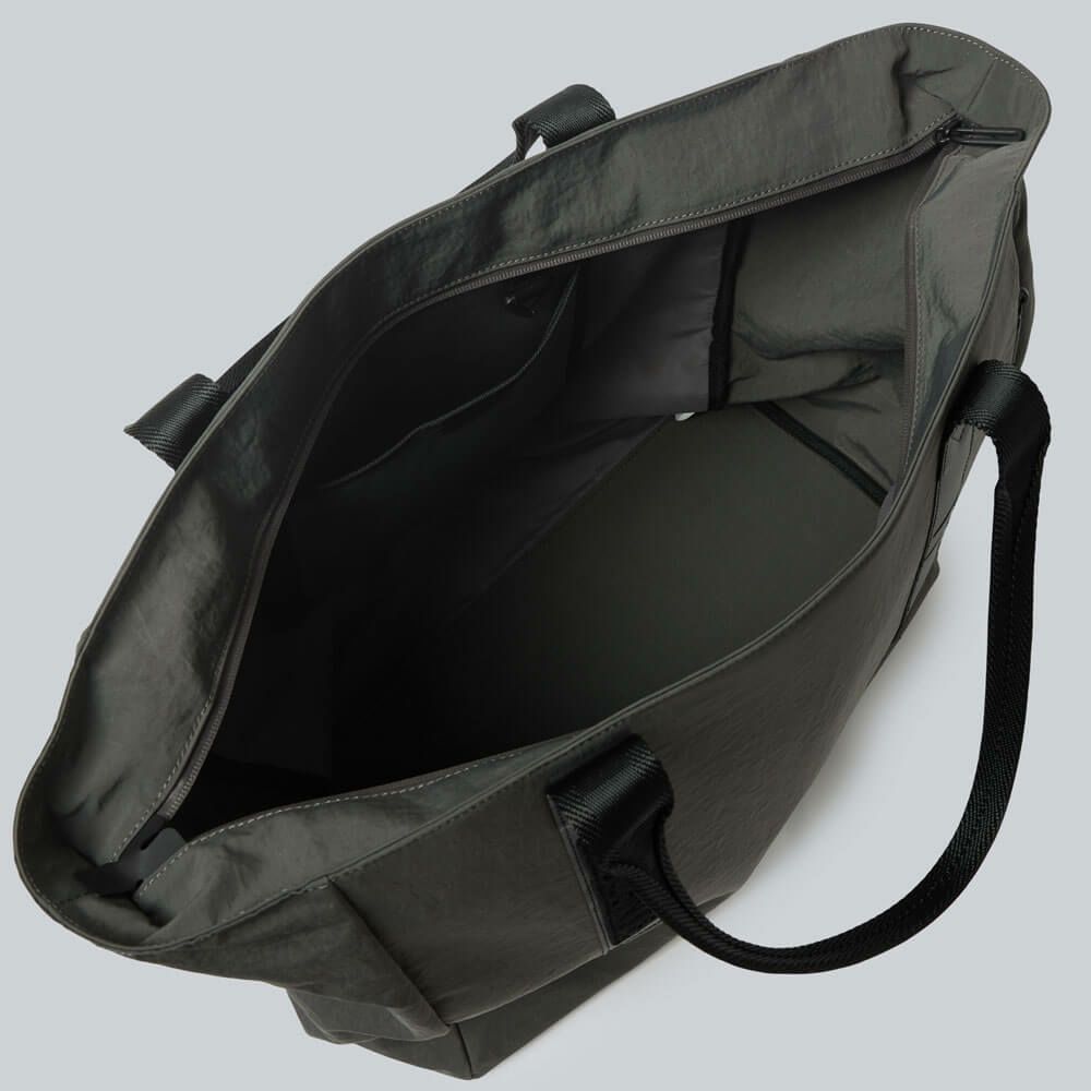 デサントゴルフ DESCENTE GOLF 大容量 ジップ付き トートバッグ 27L