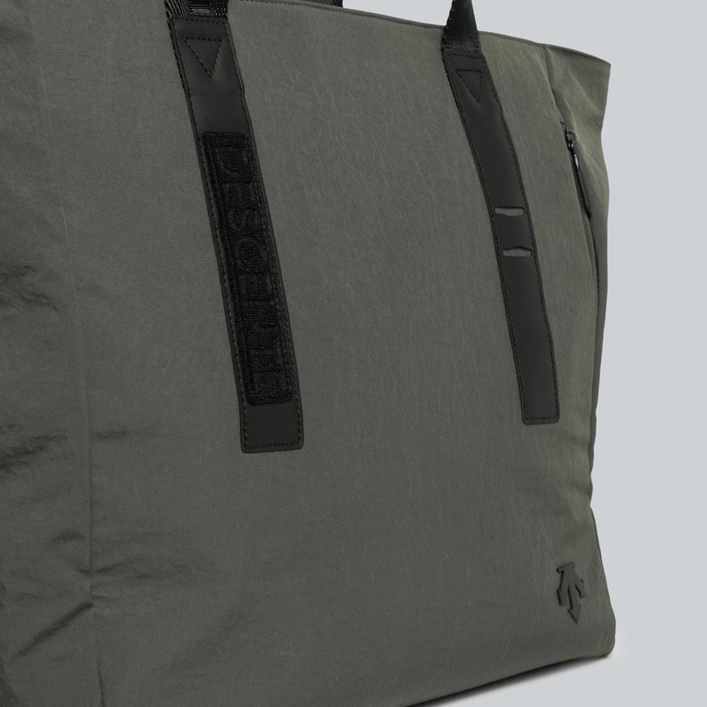 デサントゴルフ DESCENTE GOLF　大容量 ジップ付き トートバッグ 27L DG5FTT30U GY00 グレー　2025年モデル 詳細4