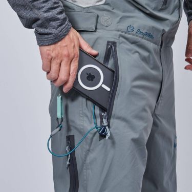 アールイーダブリュー rew　スノーボードウェア リアリティ ビブパンツ r REALITY BIB PANTS 24 GORE-TEX 3L RRP24 2025-2026 詳細8
