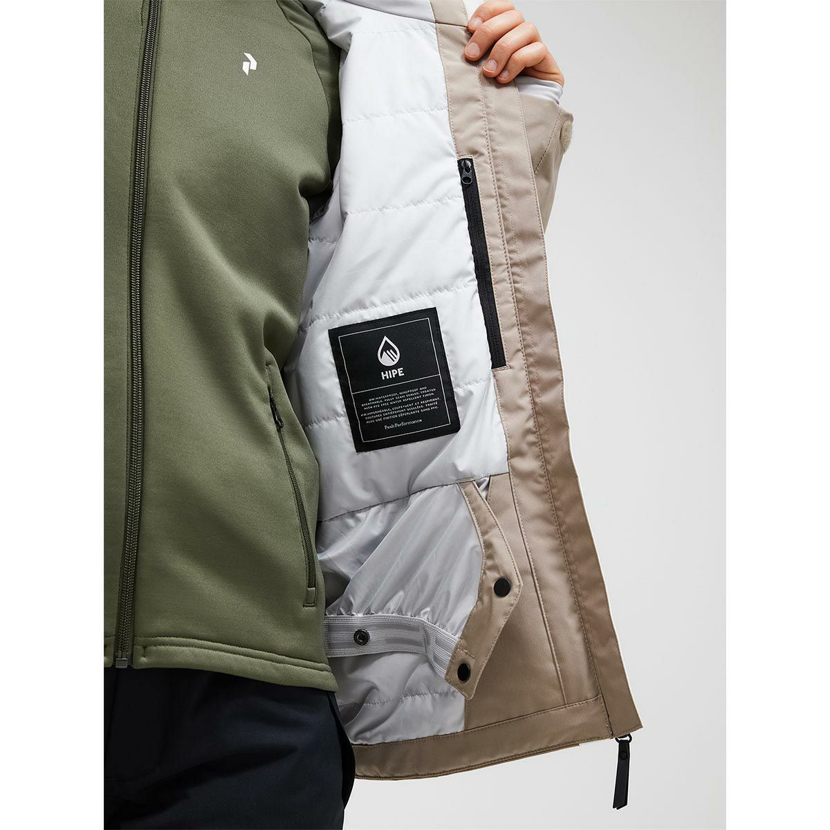 ピークパフォーマンス PEAK PERFORMANCE　スキー スノーボードウェア ジャケット W Rider Tech Insulated Jacket G79822 2024-2025 OFFWHITE 詳細8