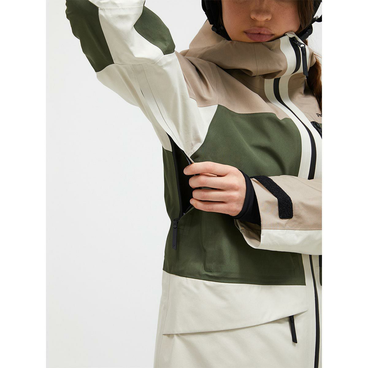 ピークパフォーマンス PEAK PERFORMANCE　スキー スノーボードウェア ジャケット W Gravity Gore-Tex 3L Jacket G80360 2024-2025 AVID BEIGE 詳細4