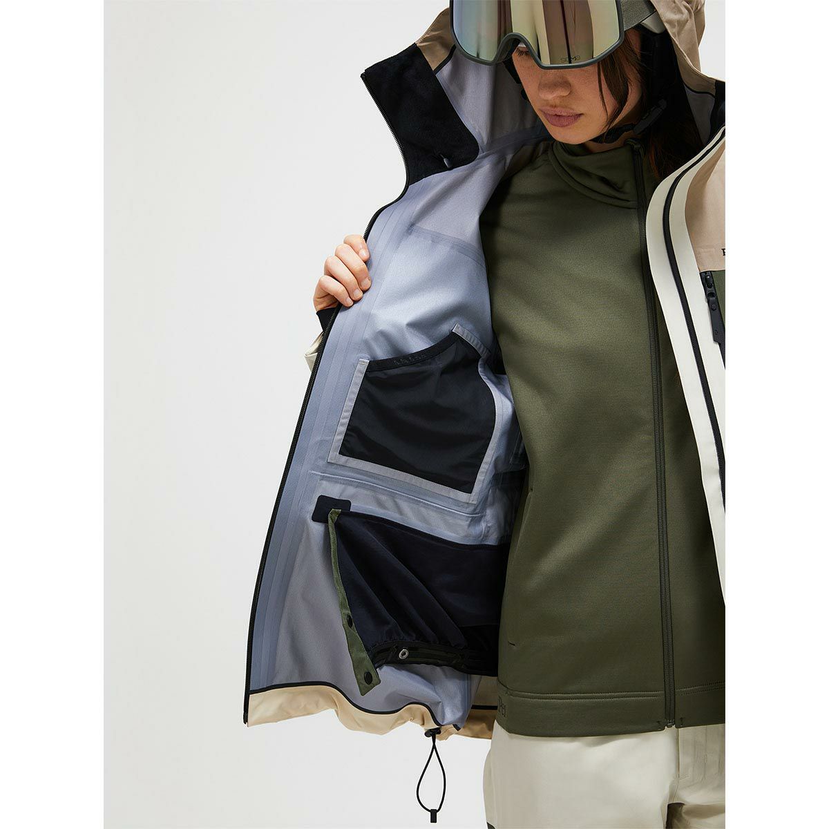 ピークパフォーマンス PEAK PERFORMANCE　スキー スノーボードウェア ジャケット W Gravity Gore-Tex 3L Jacket G80360 2024-2025 AVID BEIGE 詳細7